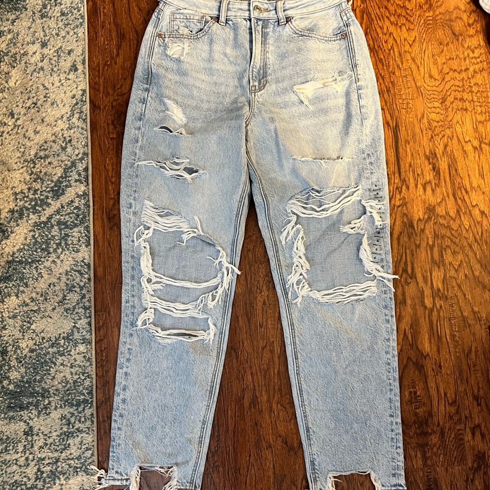 Mom Jeans